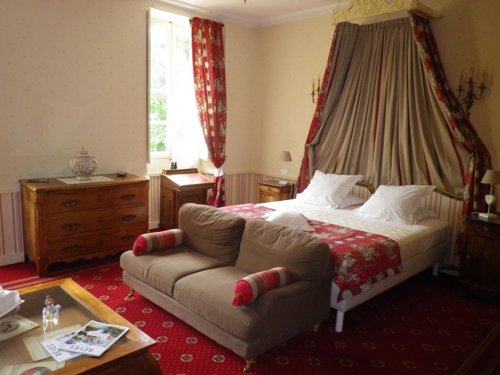 Chateau De L'Oiseliniere Bed & Breakfast Gorges  Room photo