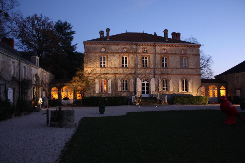 Chateau De L'Oiseliniere Bed & Breakfast Gorges  Exterior photo