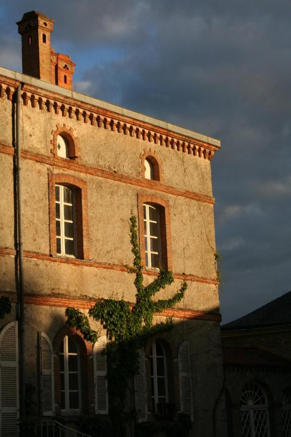 Chateau De L'Oiseliniere Bed & Breakfast Gorges  Exterior photo